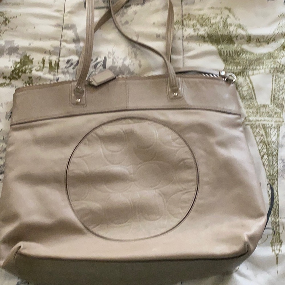 Coach large table tote